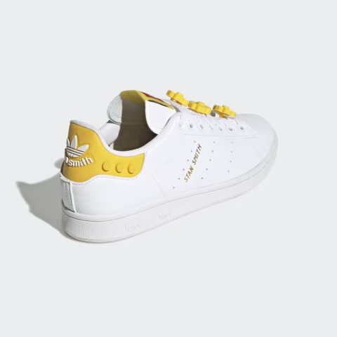 ADIDAS Originals STAN SMITH X LEGO Women White Textured Sneakers view 4