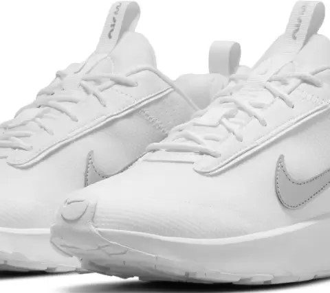 Nike Women Air Max INTRLK Lite Shoes view 2